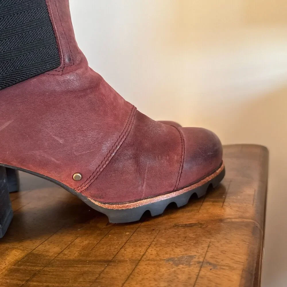 Sorel Burgundy Leather Combat Ankle Boots Women's 8 Casual Rugged